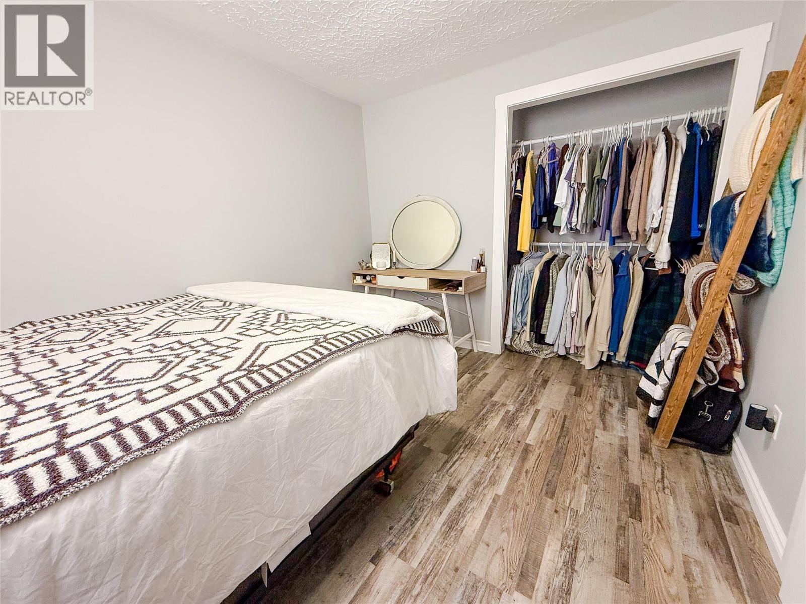 1149 96A AVENUE - 13