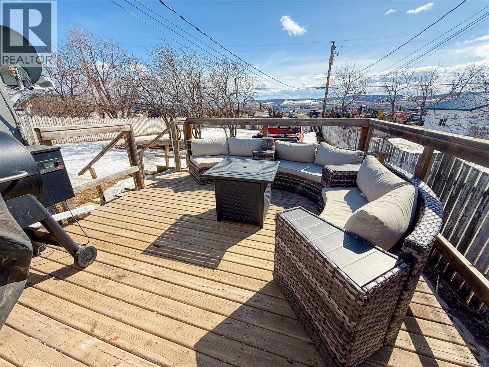 1149 96A AVENUE - 22