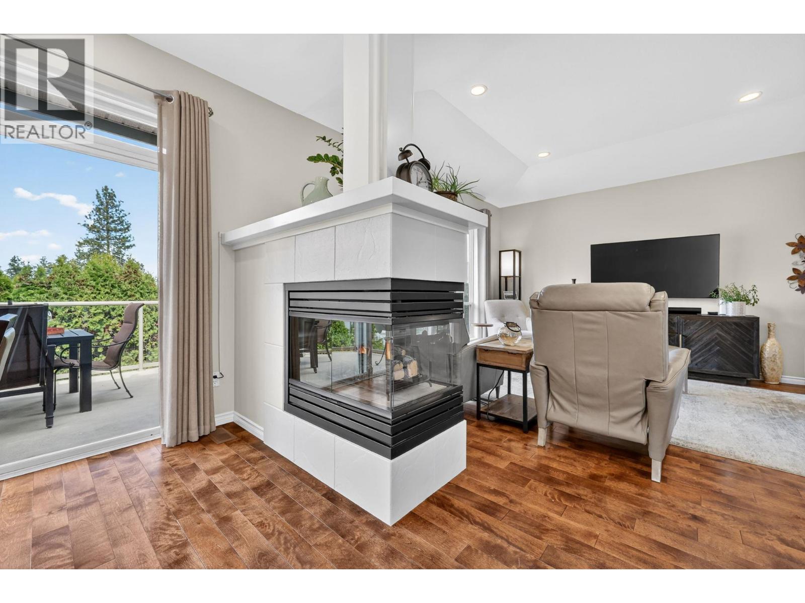  3925 Gallaghers Circle, Kelowna