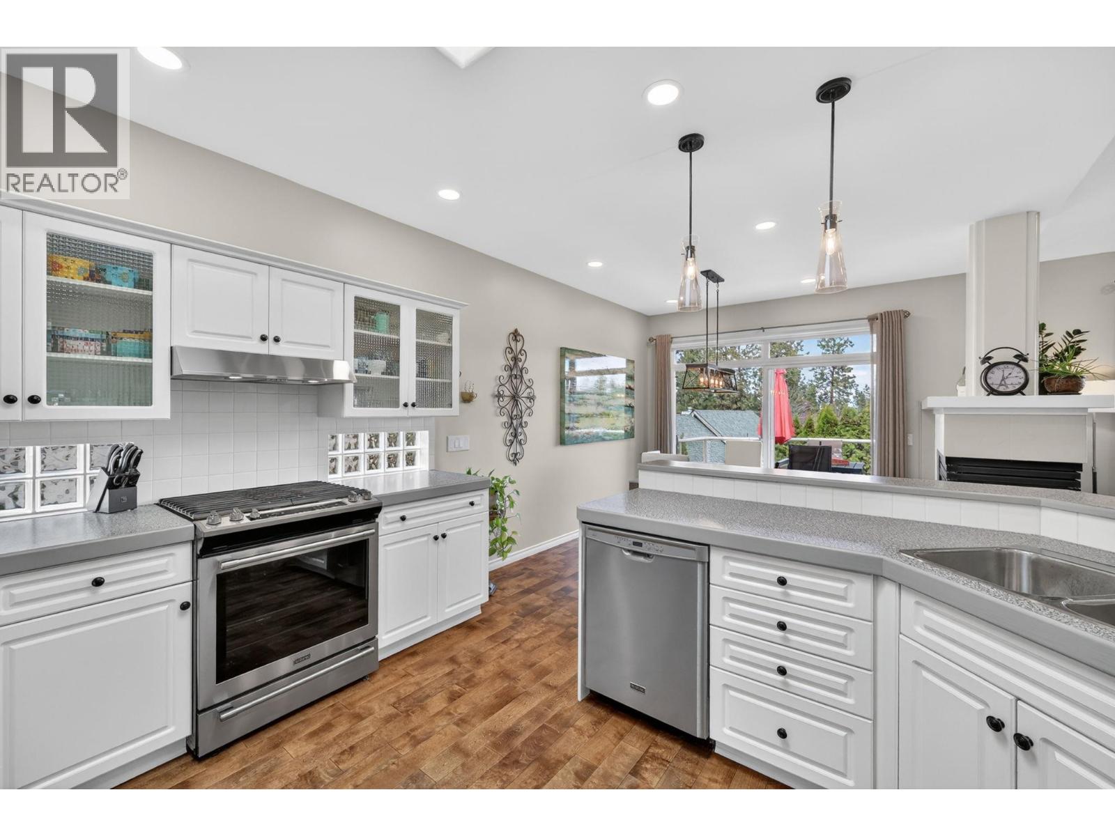  3925 Gallaghers Circle, Kelowna