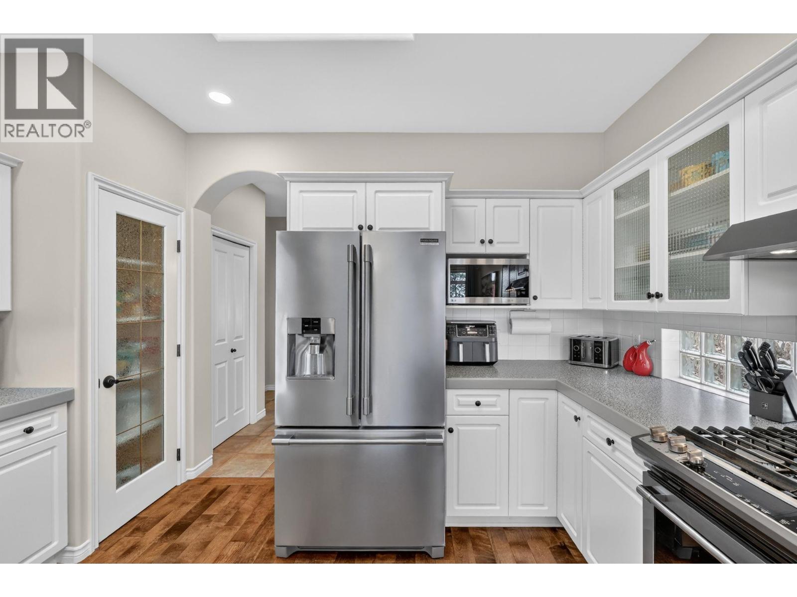  3925 Gallaghers Circle, Kelowna