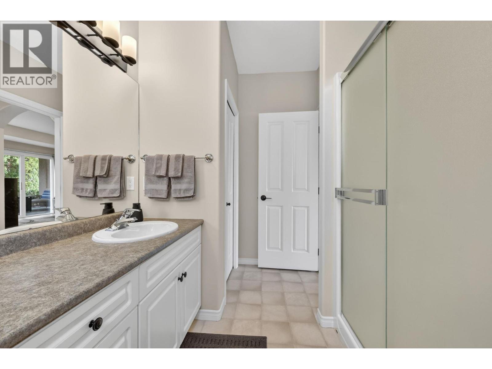  3925 Gallaghers Circle, Kelowna