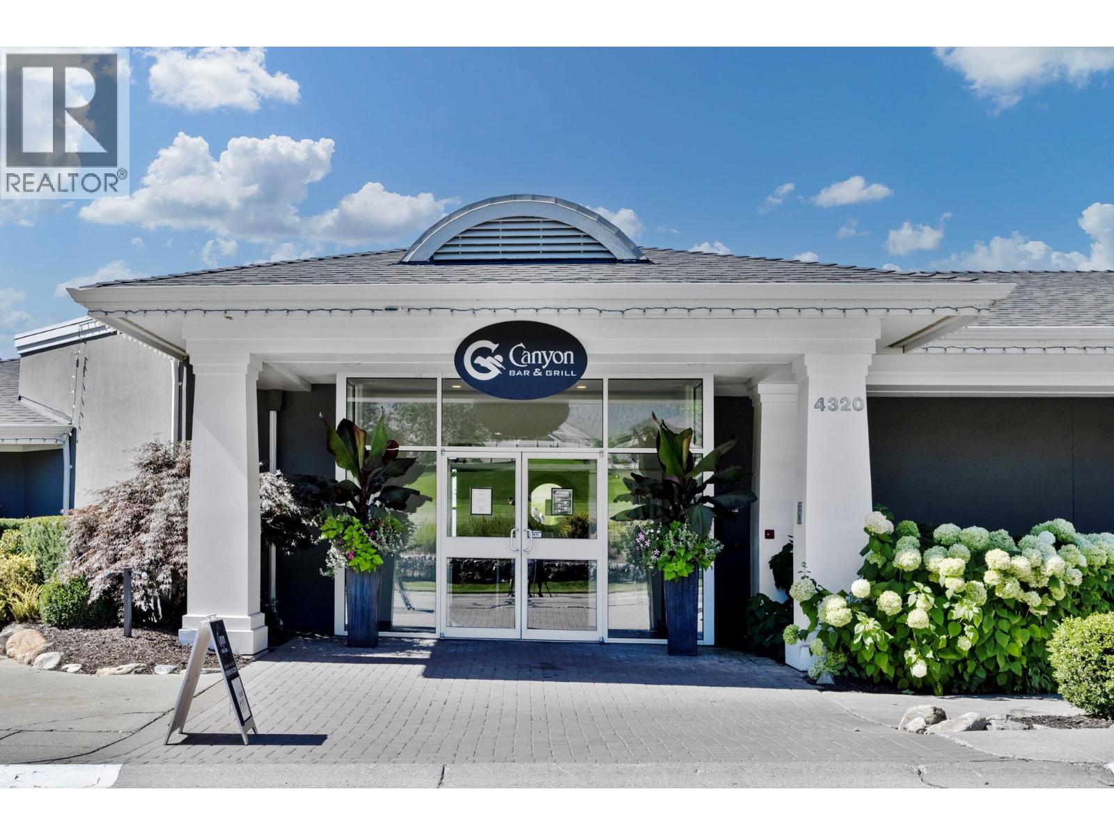  3925 Gallaghers Circle, Kelowna