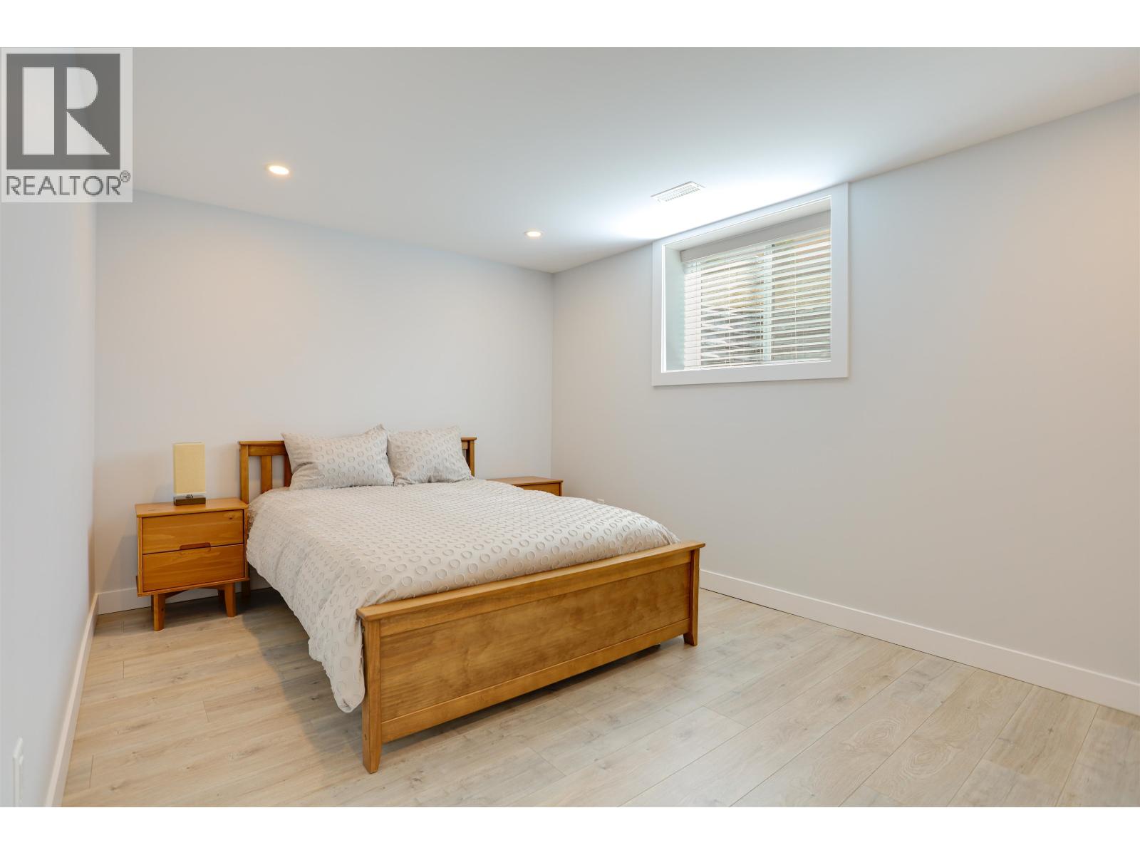 6 ROBINSON STREET, Kitimat