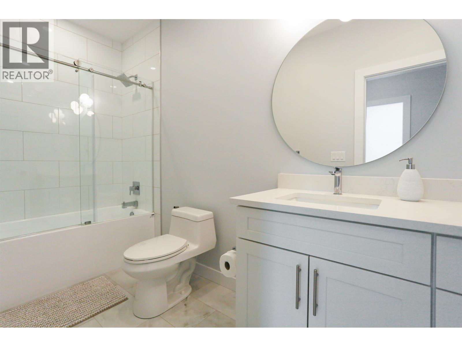 6 ROBINSON STREET, Kitimat