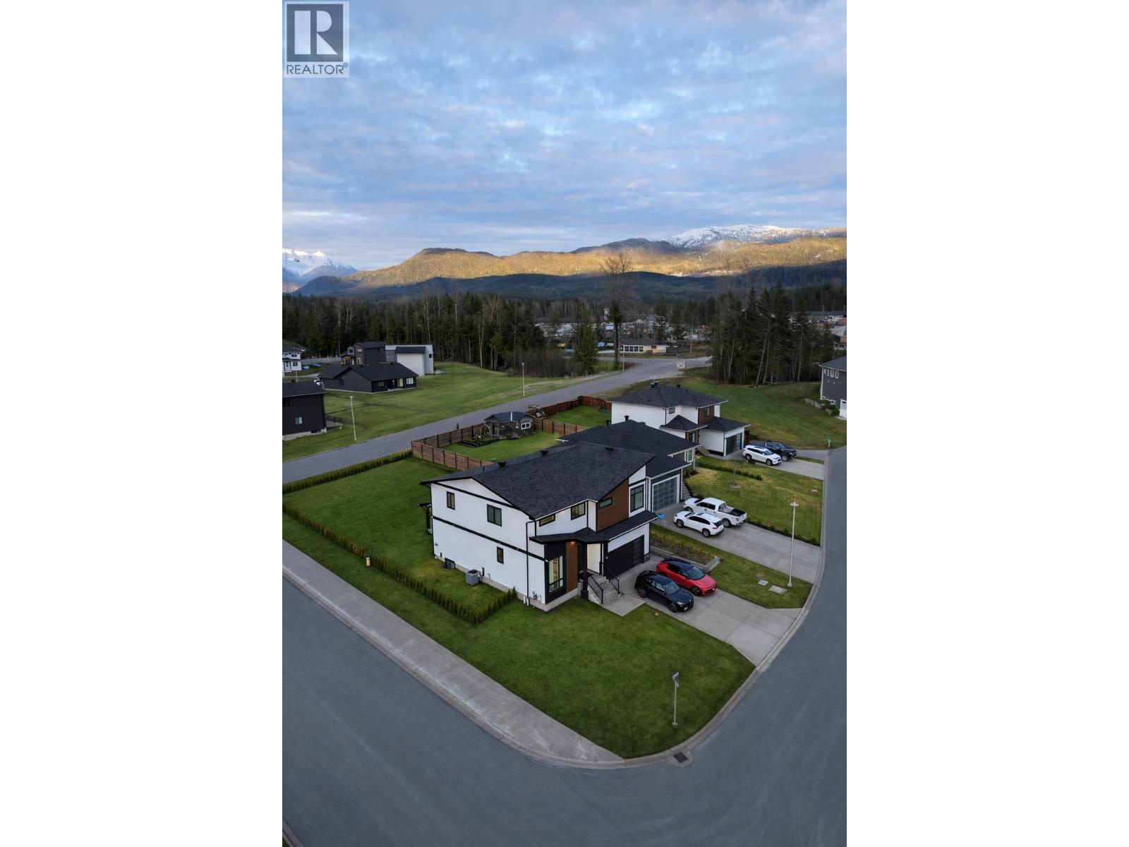 6 ROBINSON STREET, Kitimat