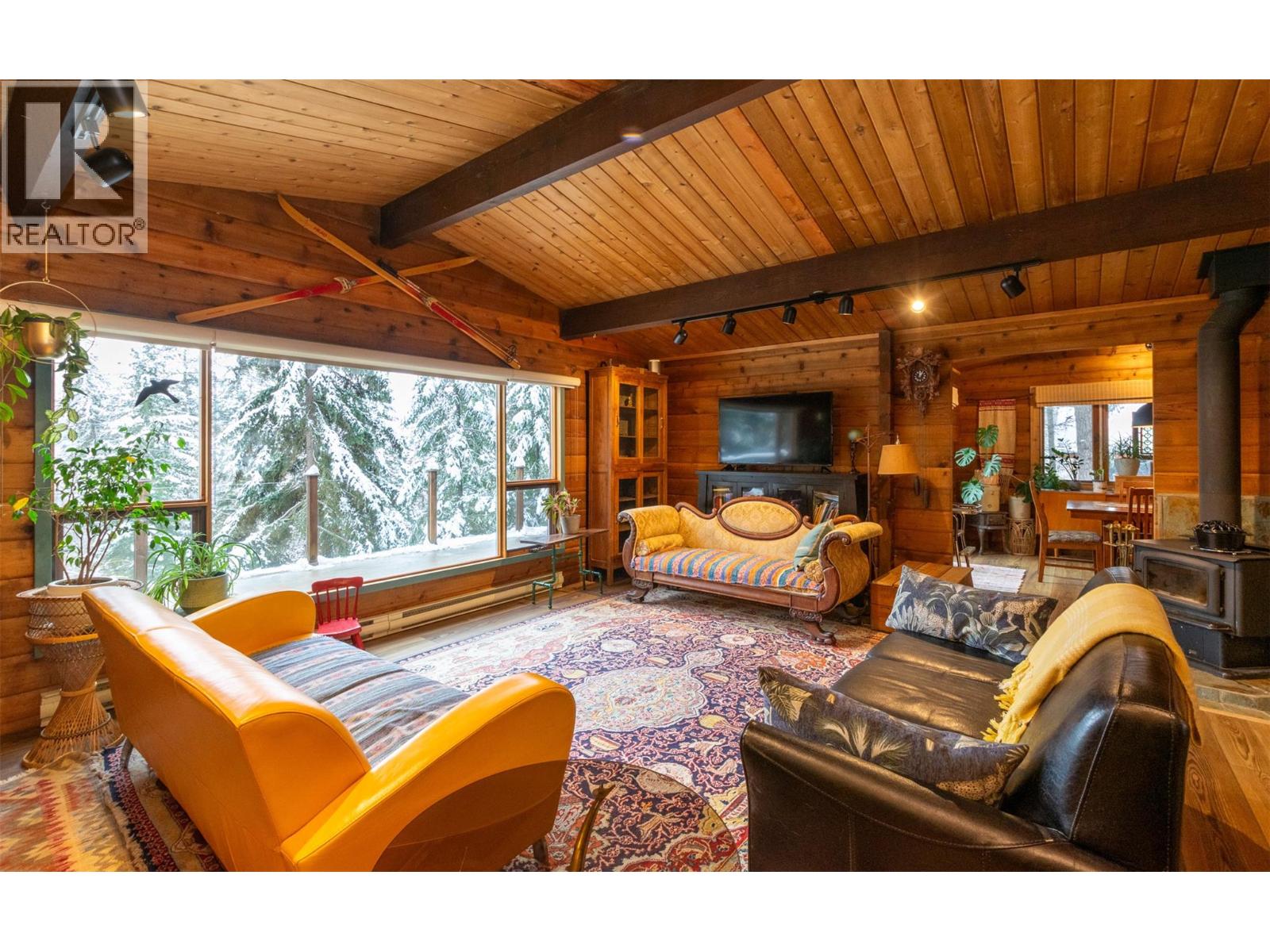  781 Gardom Lake Road, Enderby