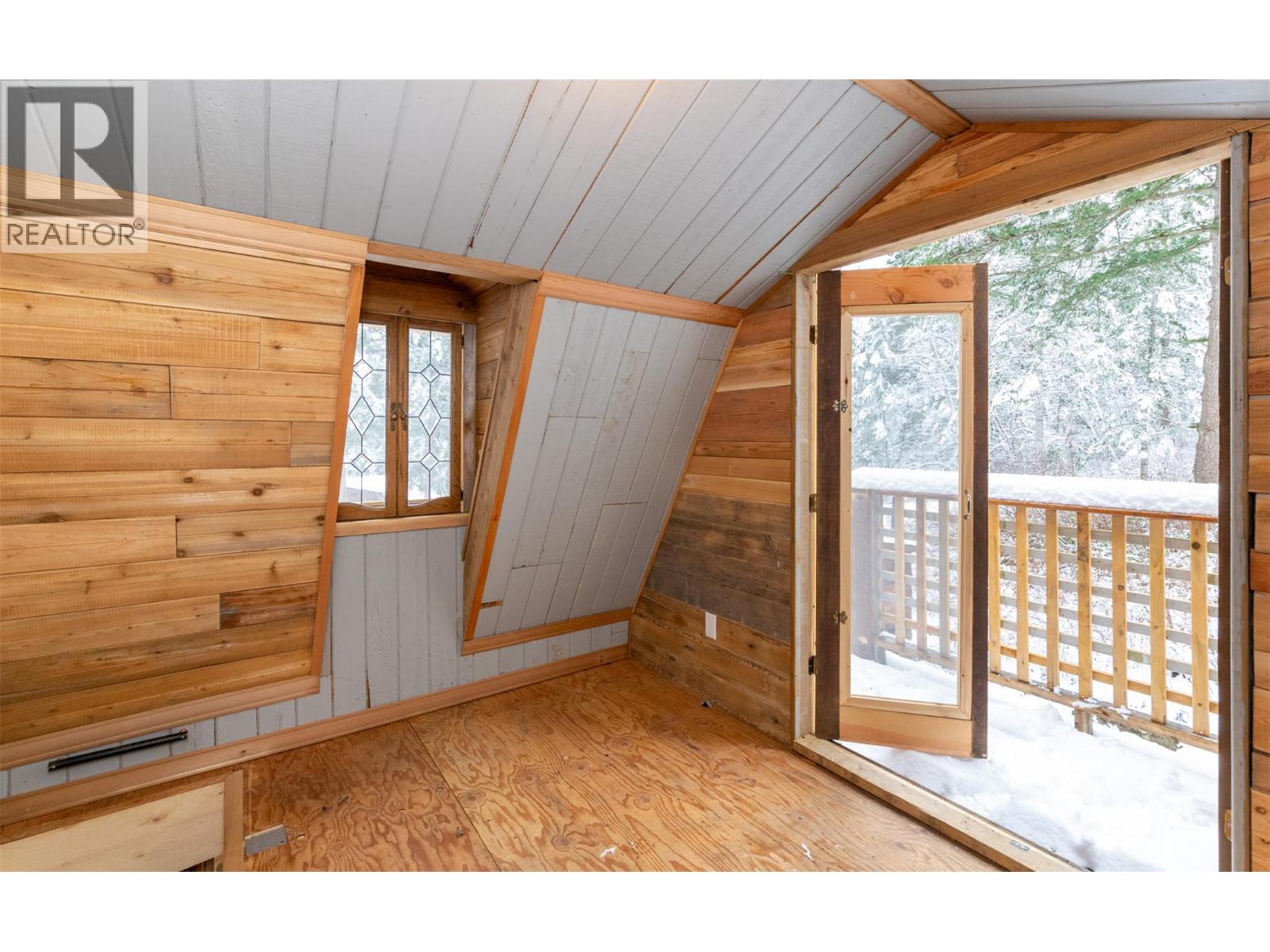  781 Gardom Lake Road, Enderby