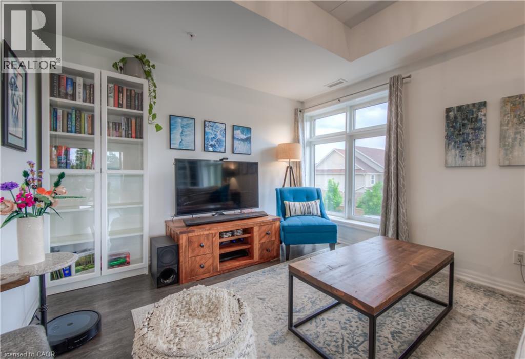195 COMMONWEALTH Street Unit# 213, Kitchener, Ontario, N2E0H5 — Photo 8