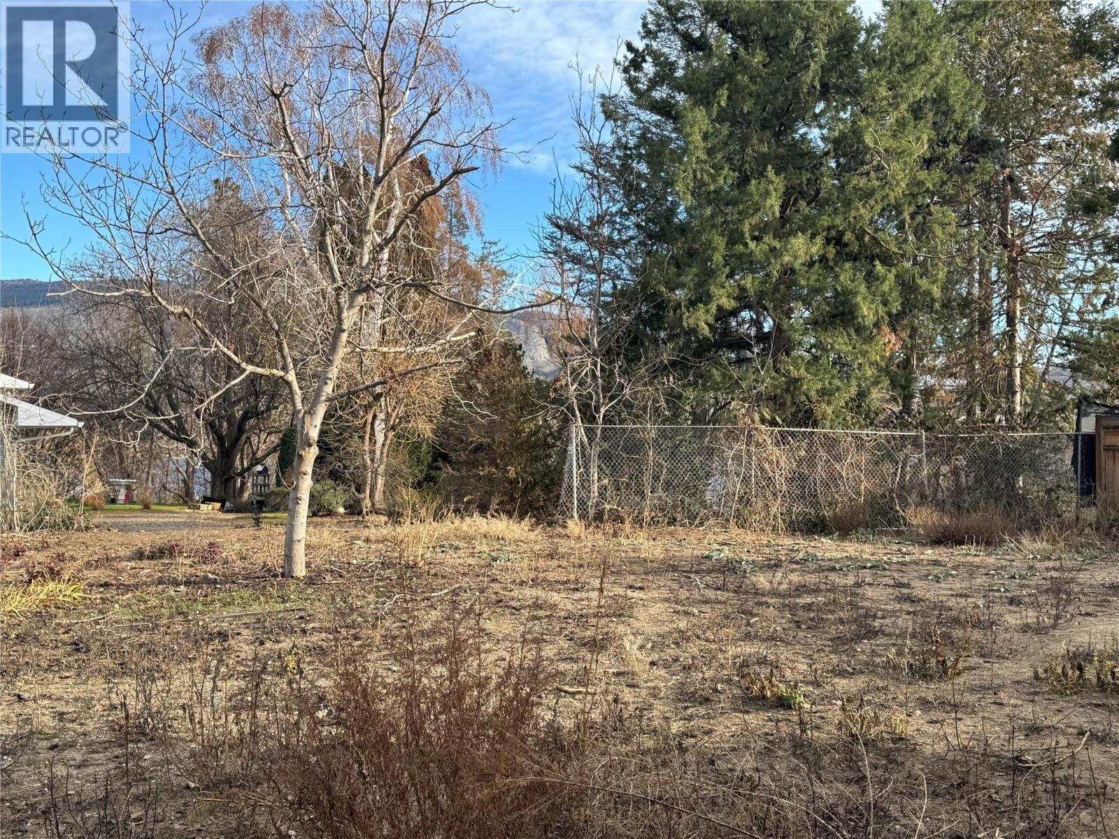 1415 91 Street, Osoyoos