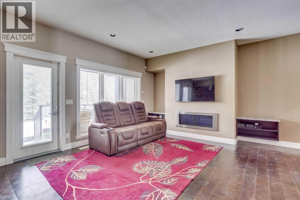 208 Sparrow Hawk Drive, Fort McMurray