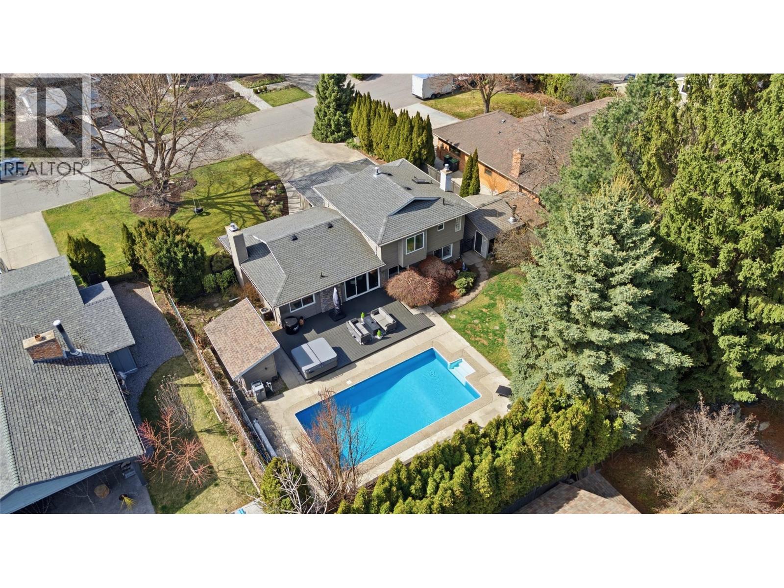  4337 Dunvegan Court, Kelowna