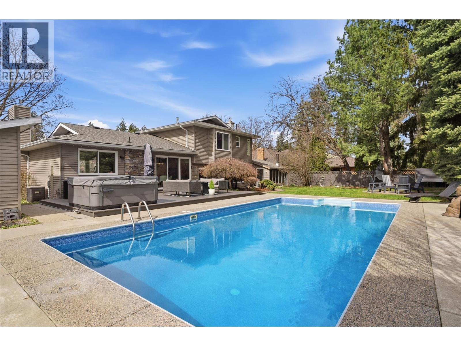  4337 Dunvegan Court, Kelowna