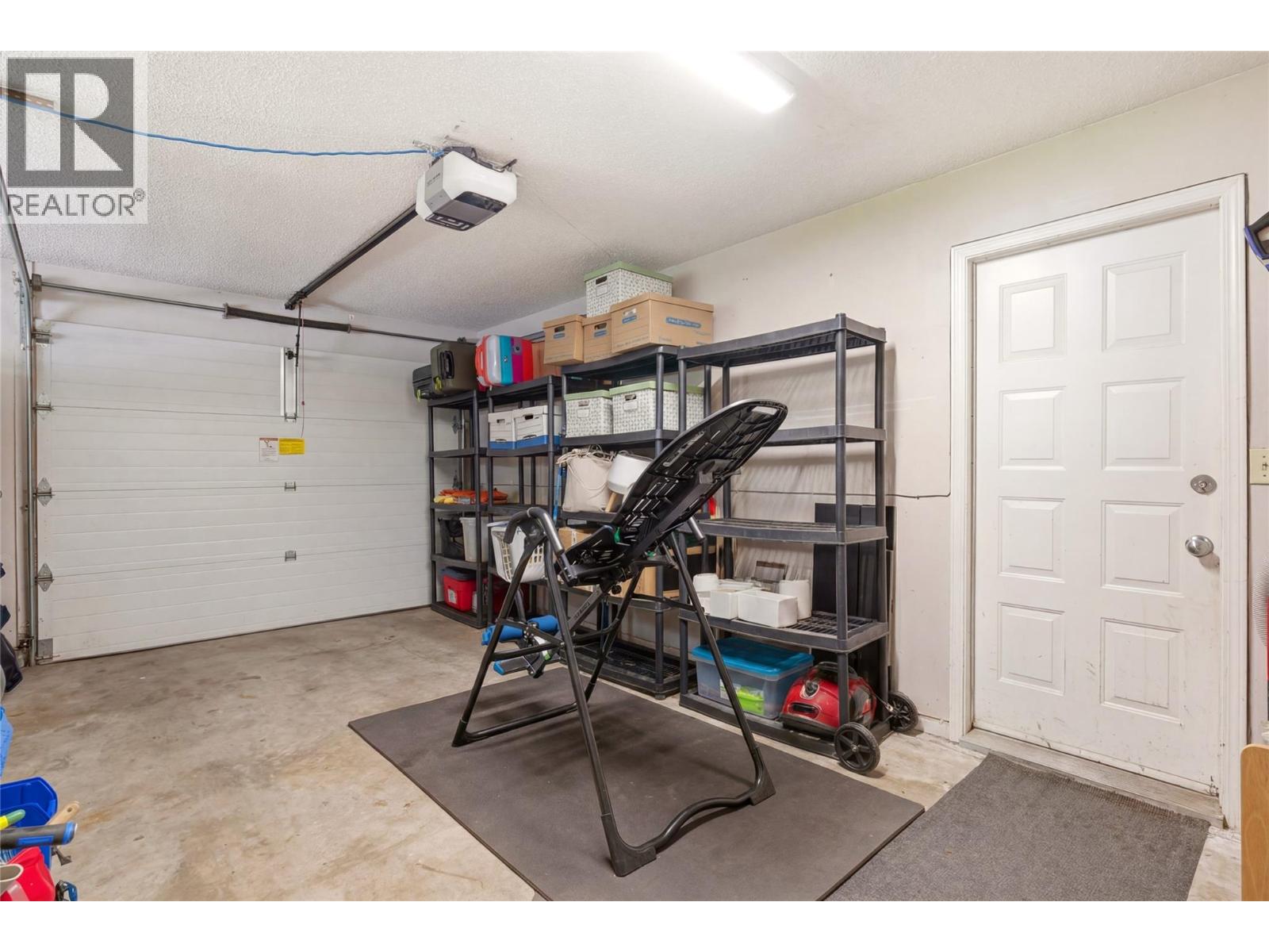  4337 Dunvegan Court, Kelowna