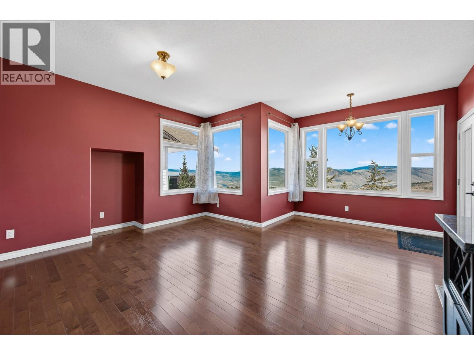 2620 TELFORD DRIVE - 13