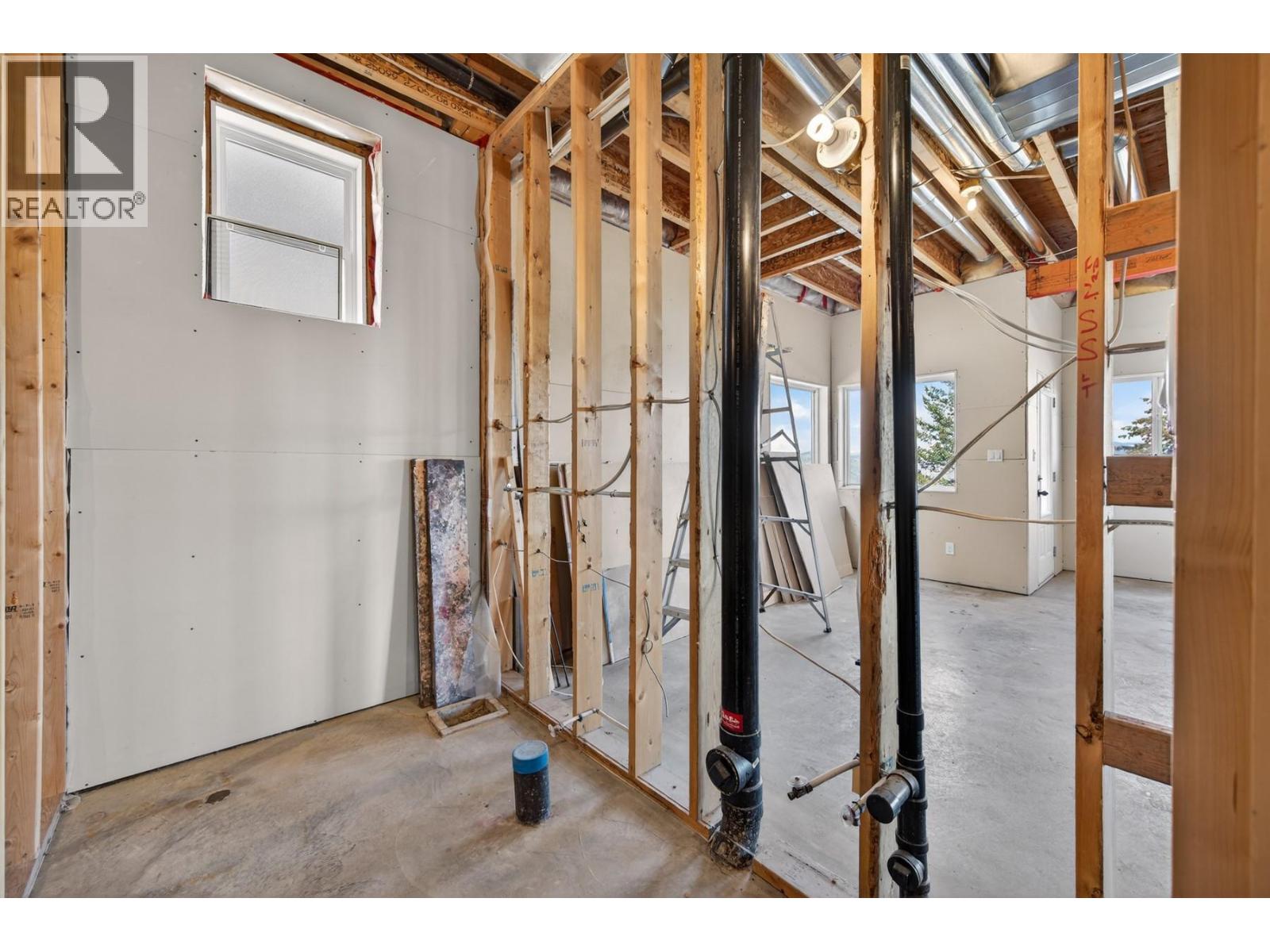 2620 TELFORD DRIVE - 44