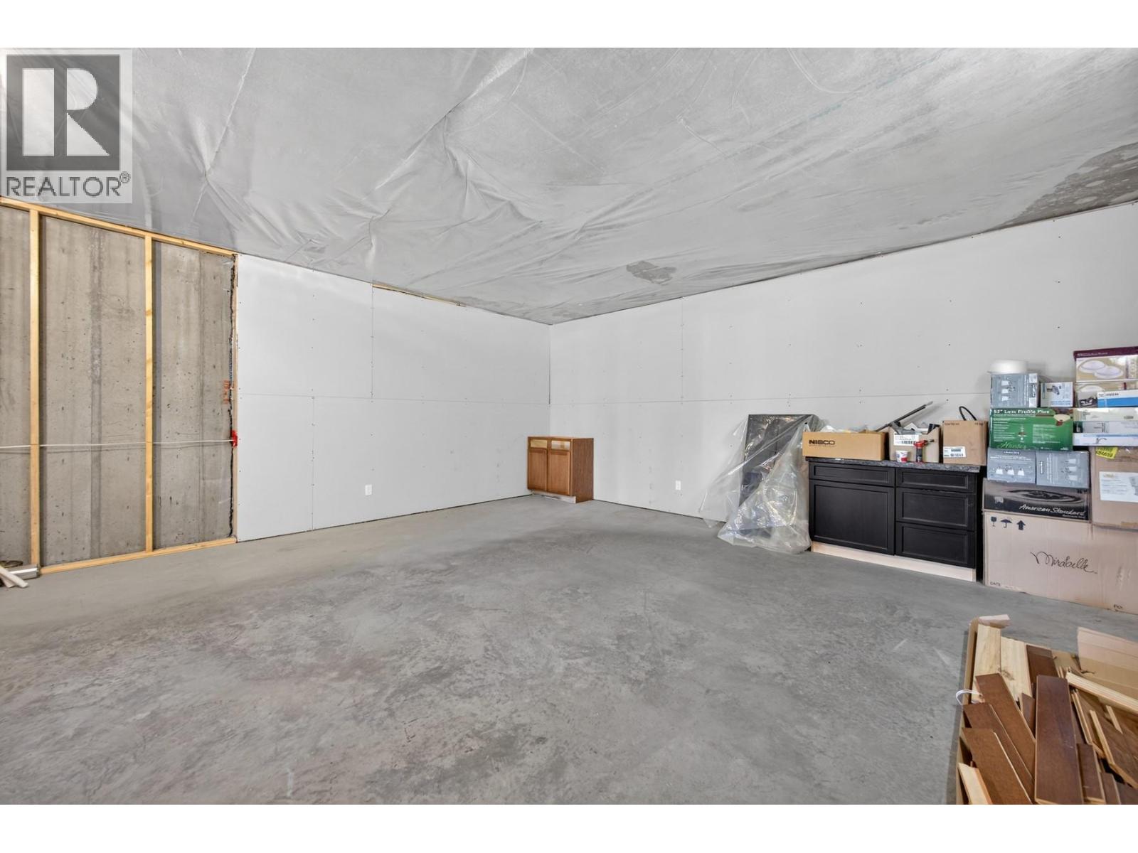 2620 TELFORD DRIVE - 52