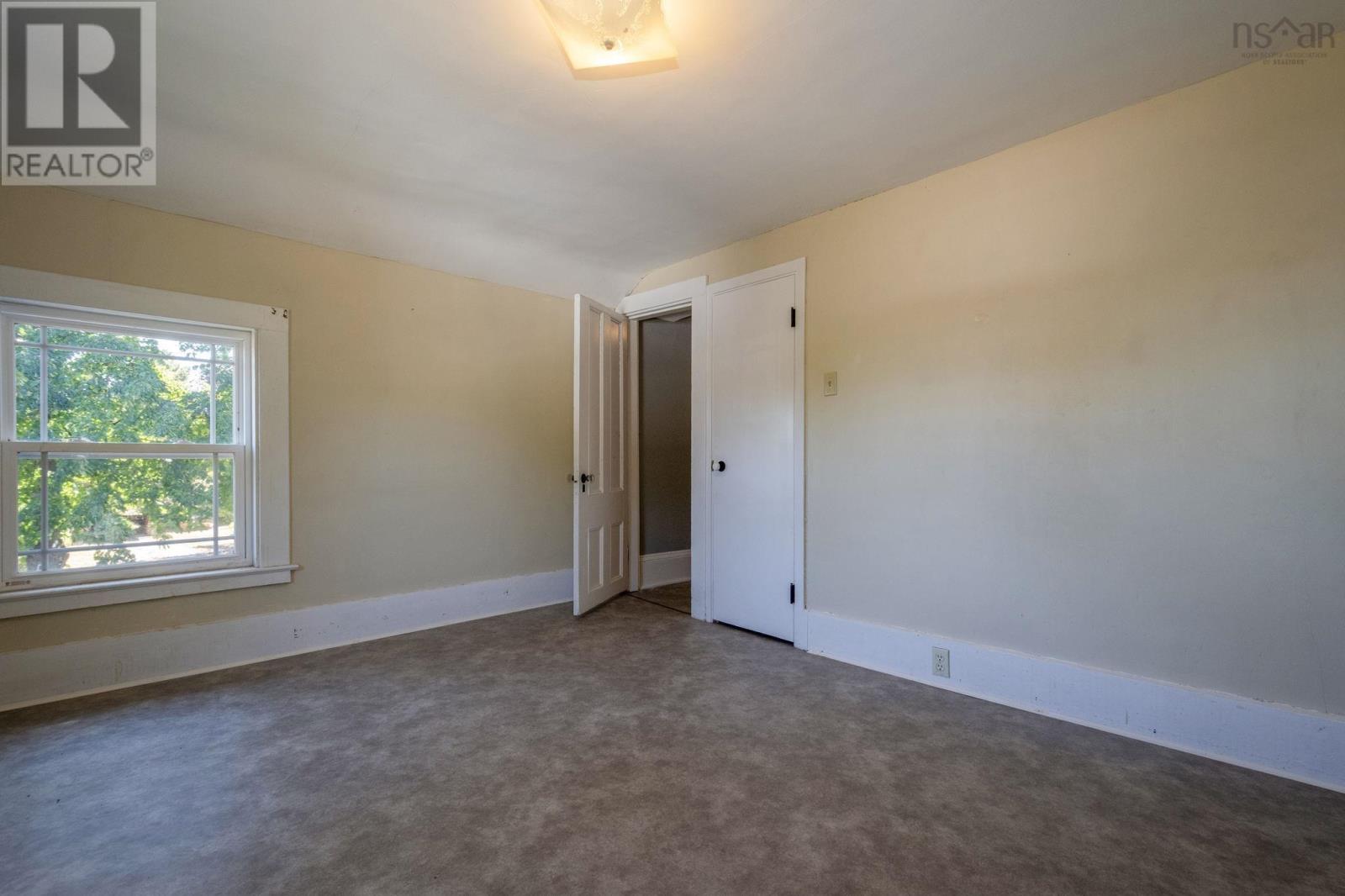 Property 22 of 39 of 419 Main Street