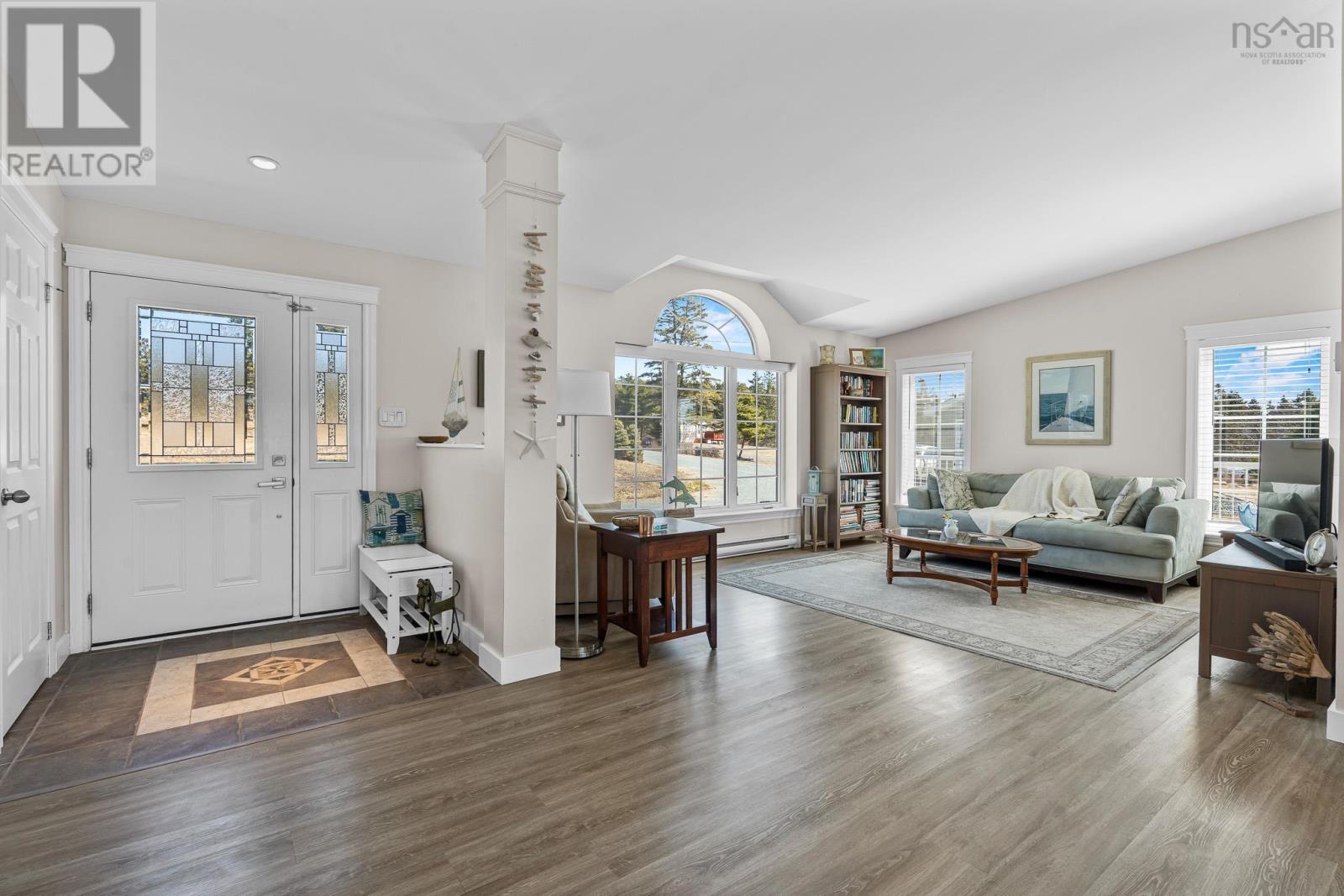 Property 22 of 49 of 28 Morgans Landing