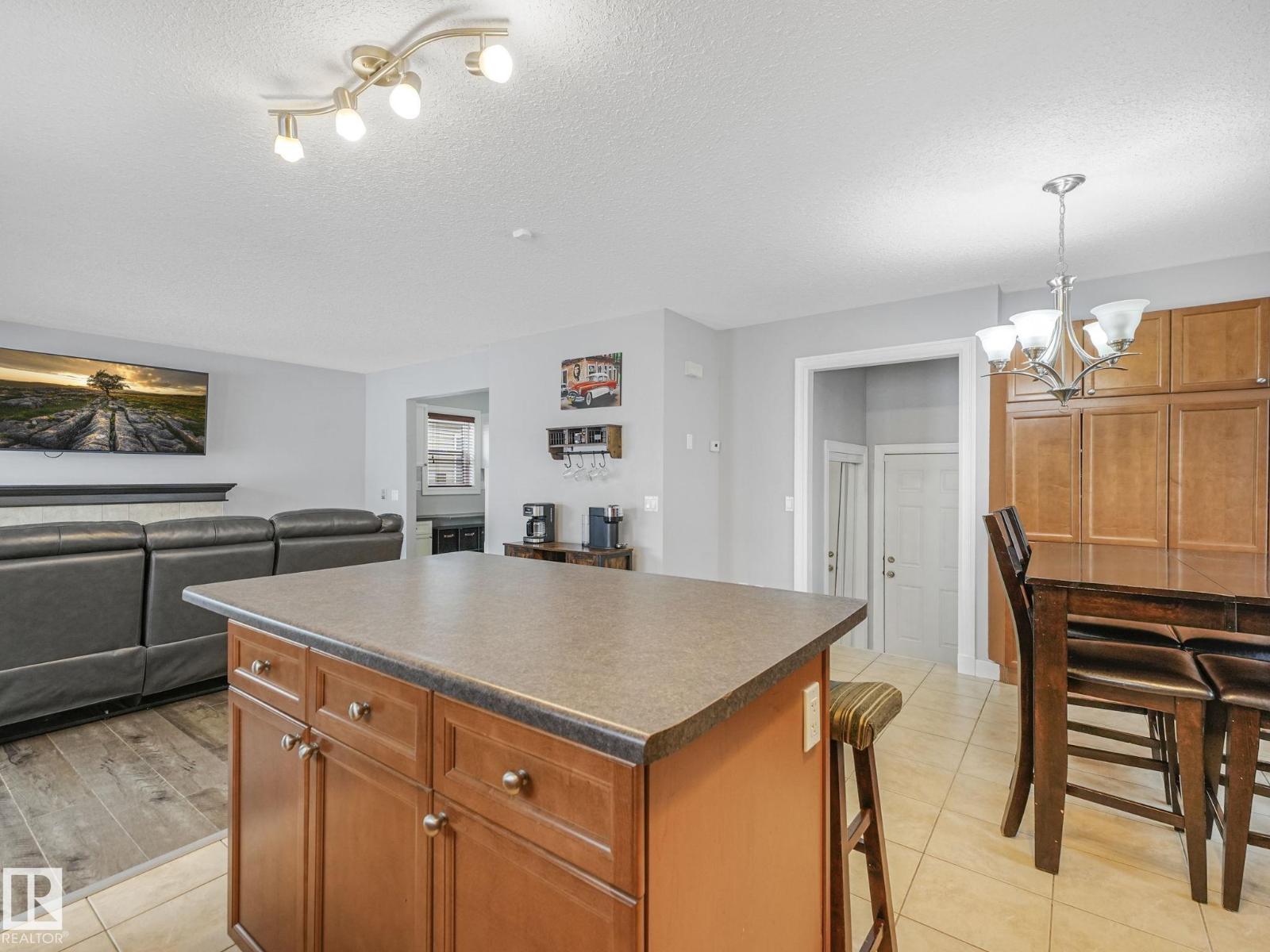 81 VAUGHN AV, Spruce Grove