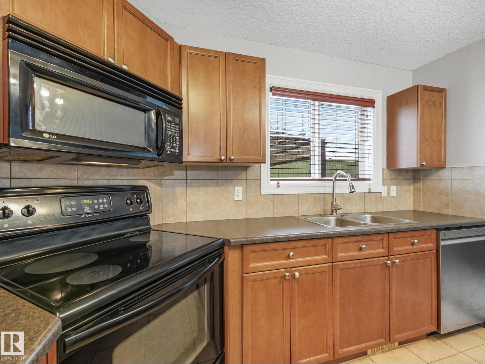 81 VAUGHN AV, Spruce Grove