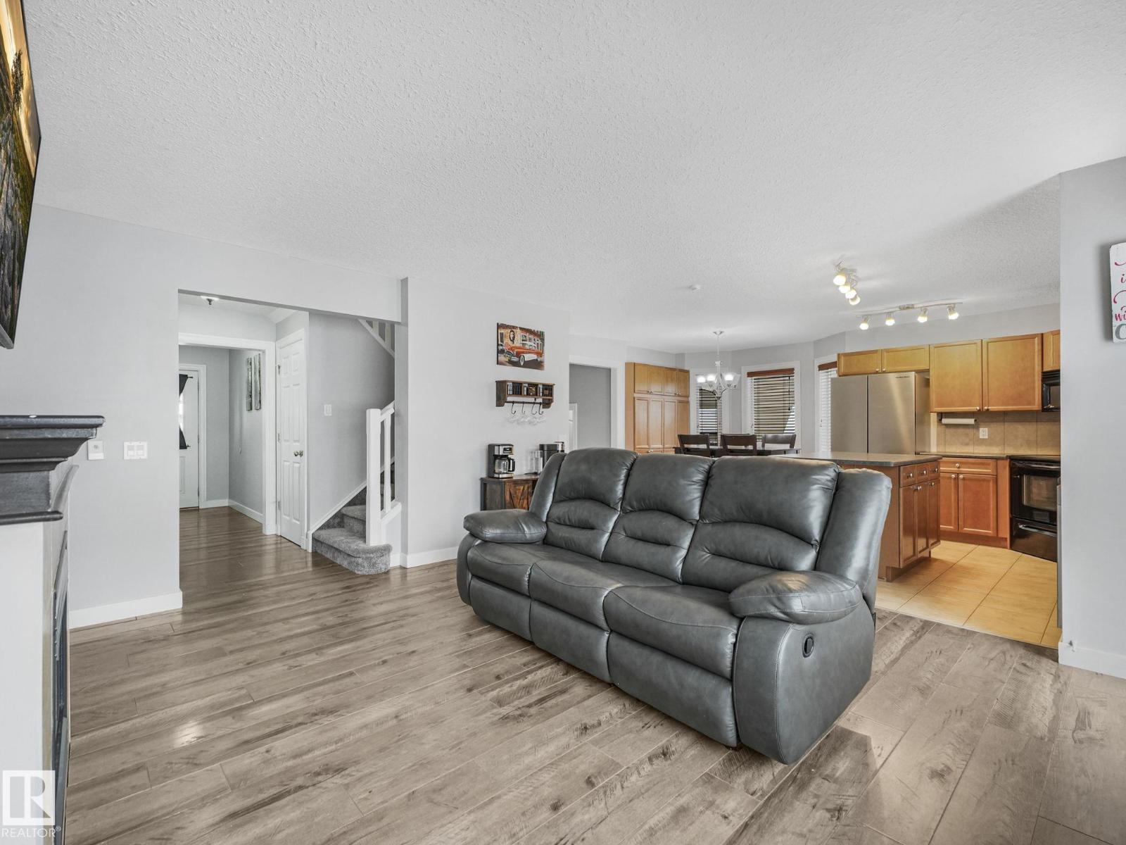 81 VAUGHN AV, Spruce Grove