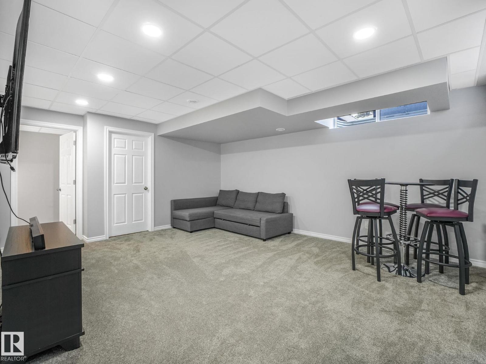 81 VAUGHN AV, Spruce Grove