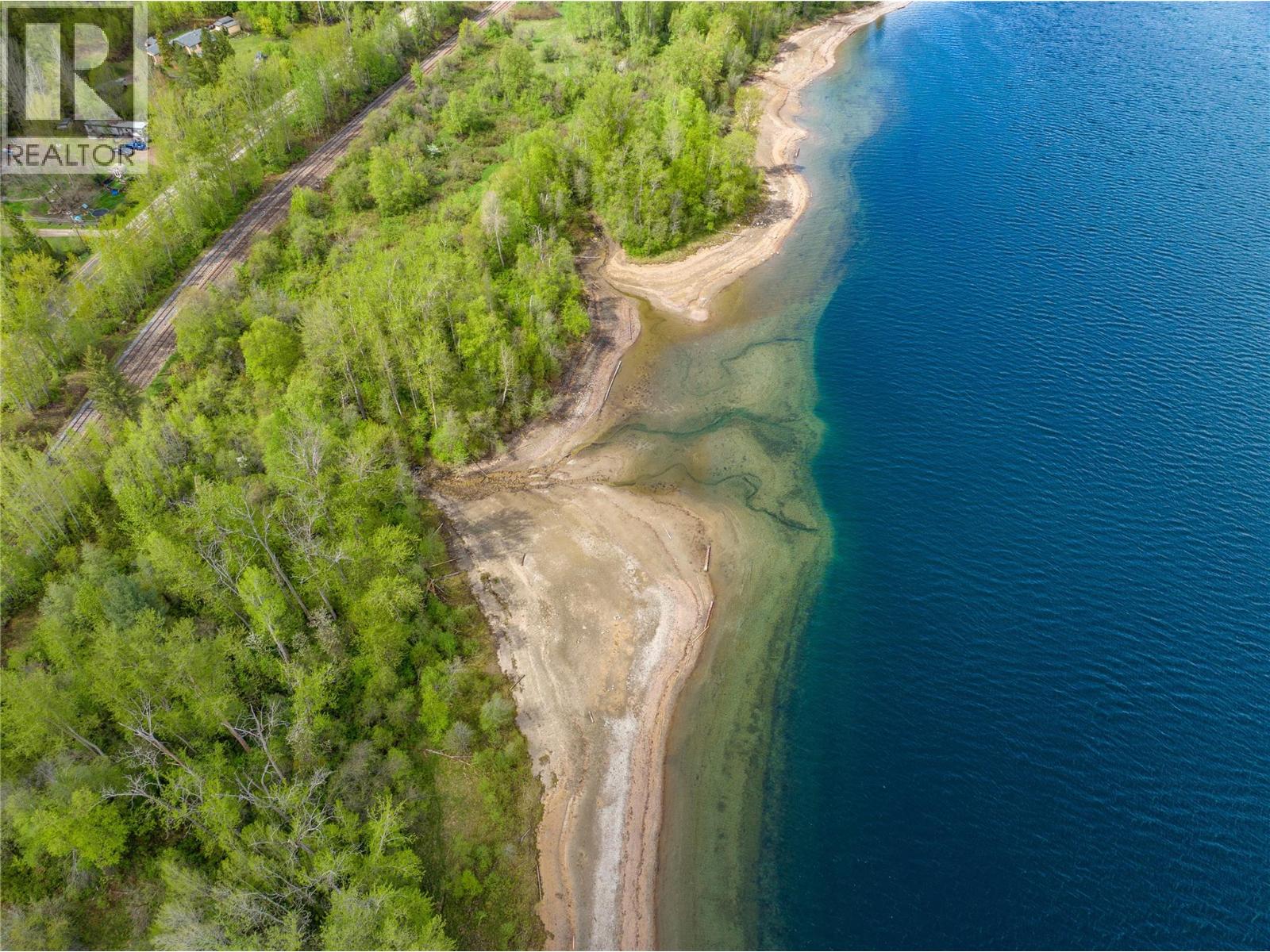  1601 ARROW LAKES Drive, Castlegar