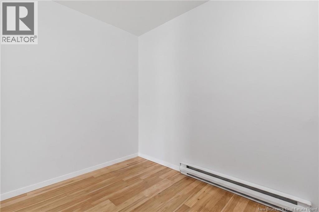 61 DRUMMOND STREET - 14