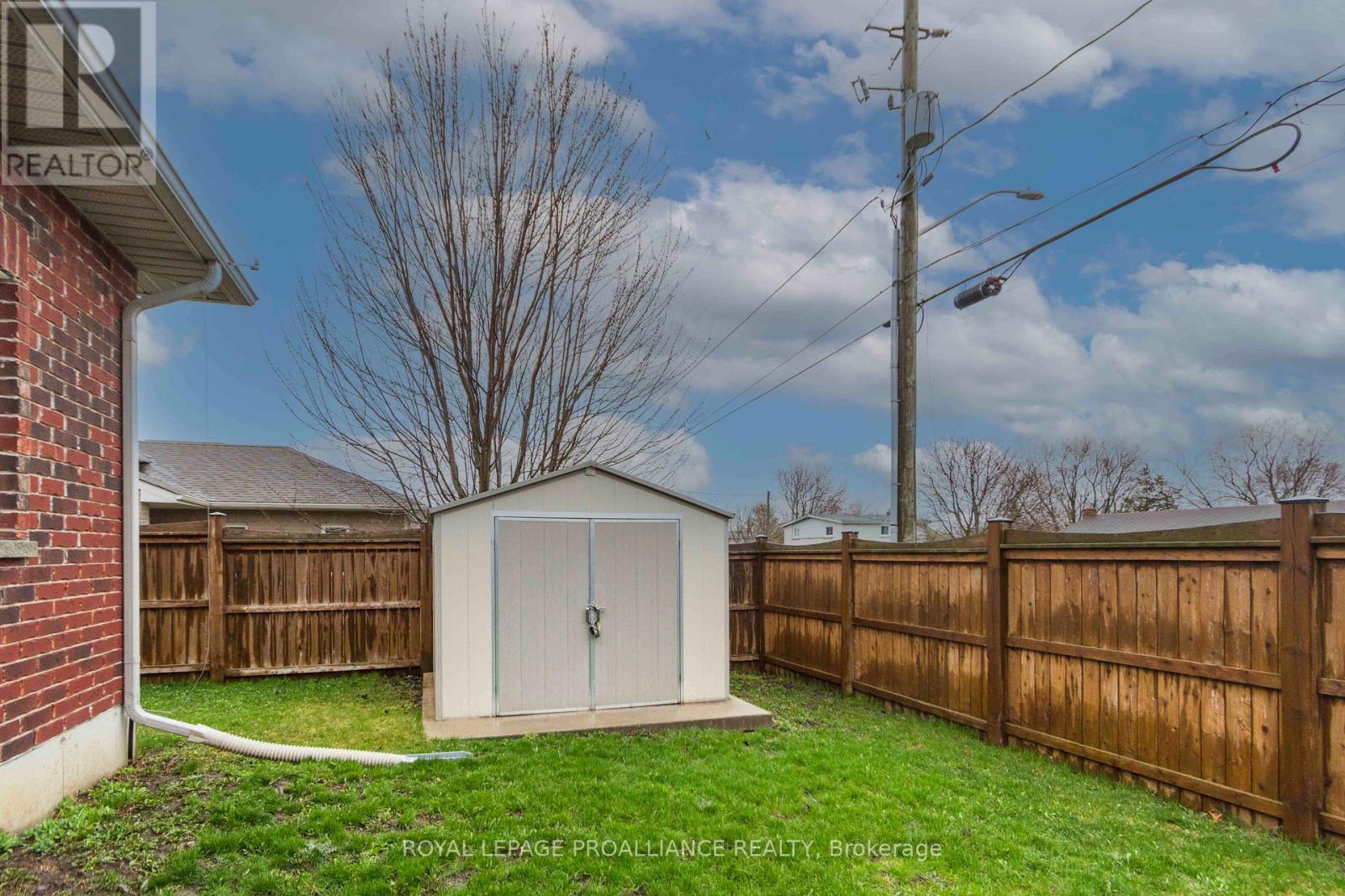 2 FREEDOM CRESCENT - 30