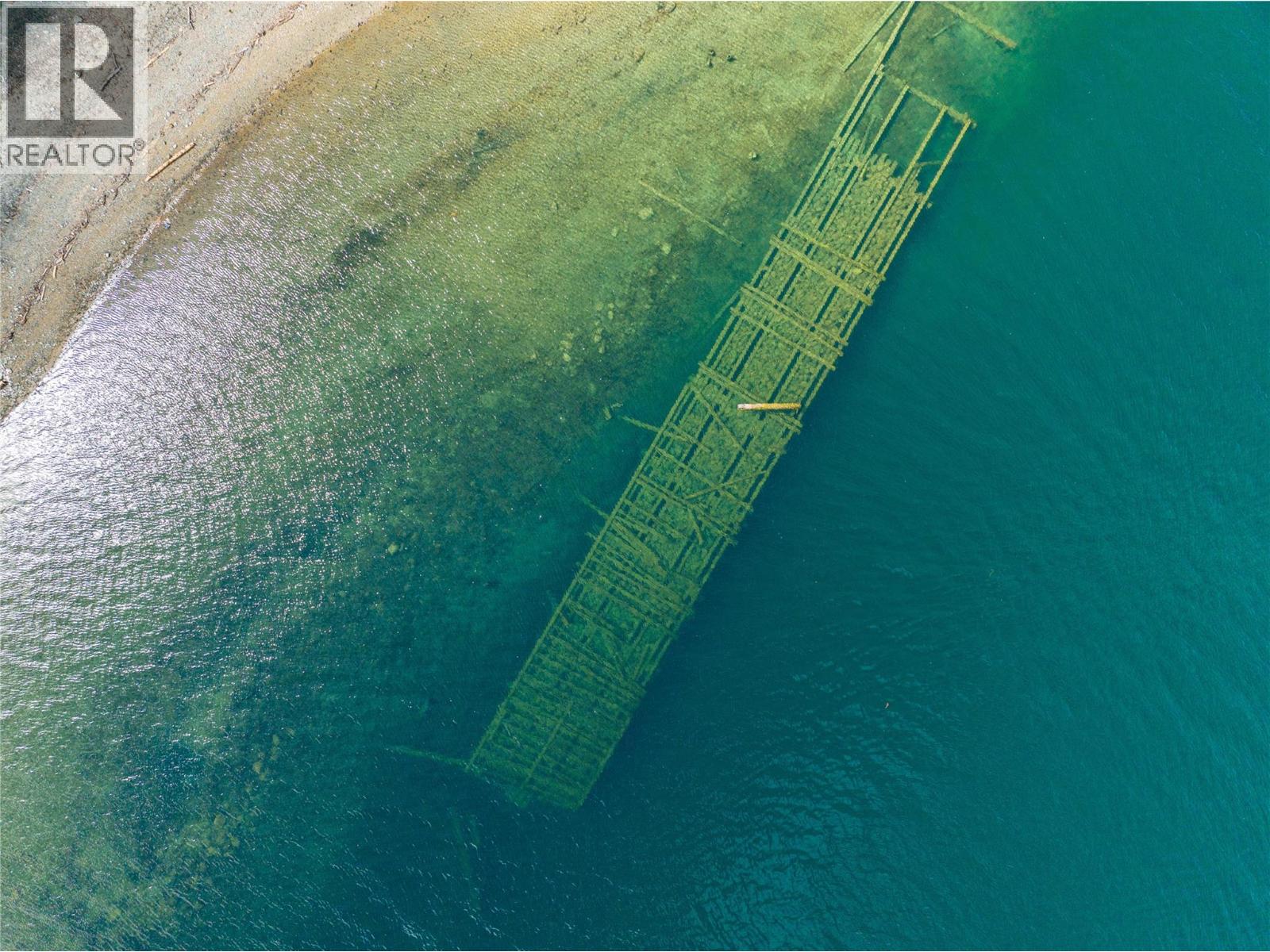  1601 ARROW LAKES Drive, Castlegar