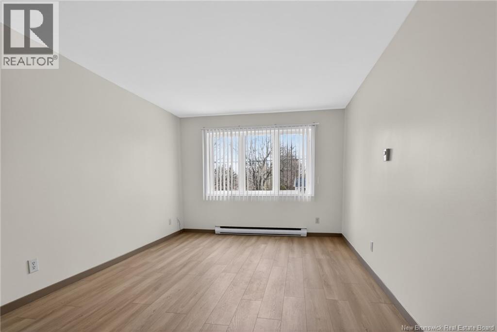 61 DRUMMOND STREET - 39