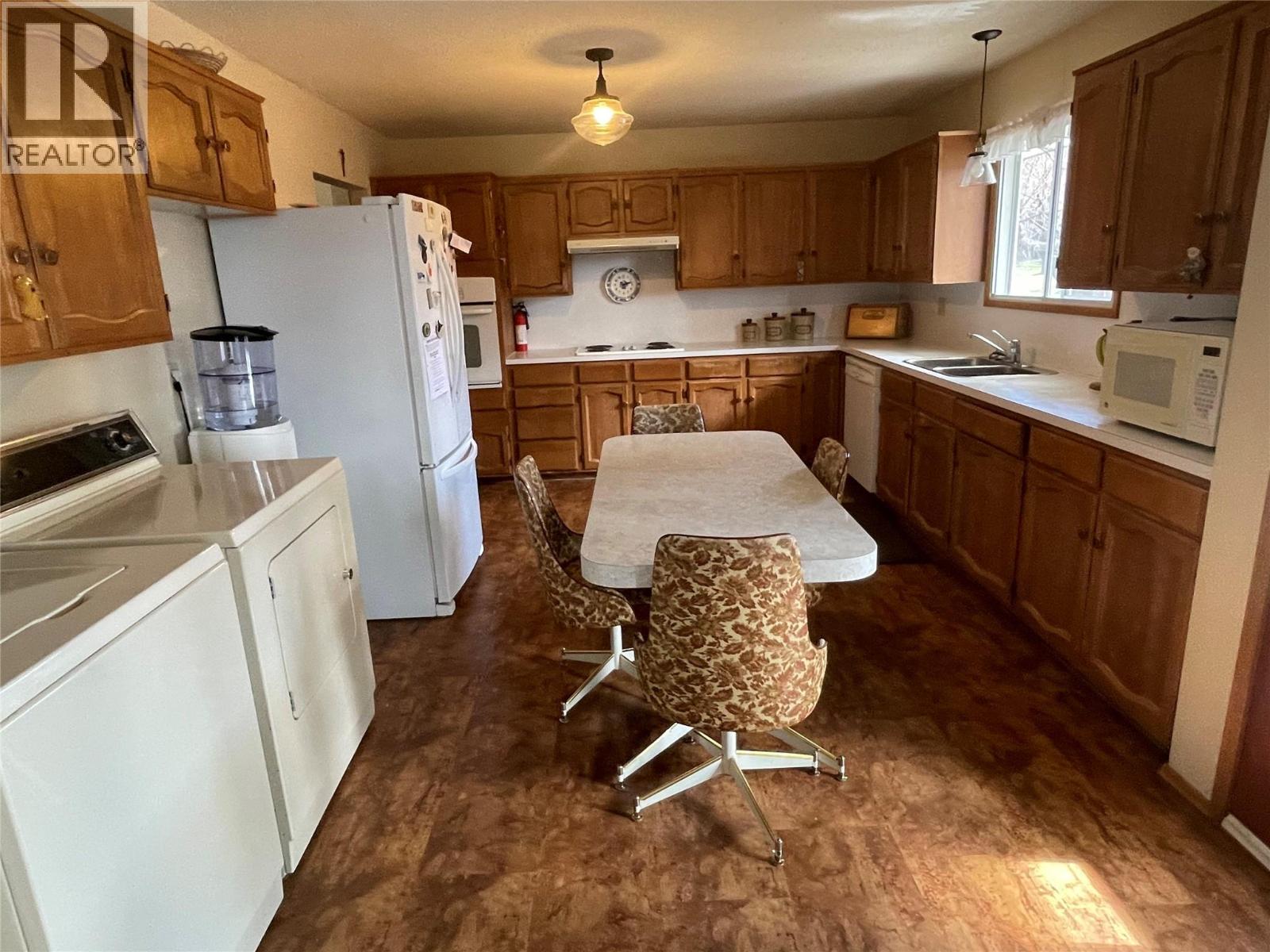 4150 Hughes Road - 10