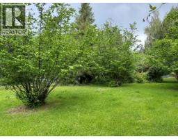 2pc Ensuite bath - 4150 Hughes Road, Kelowna, BC V1W4S3 Photo 10
