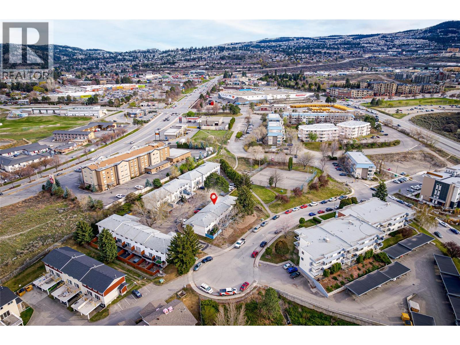 #80 665 MCBETH PLACE - 44