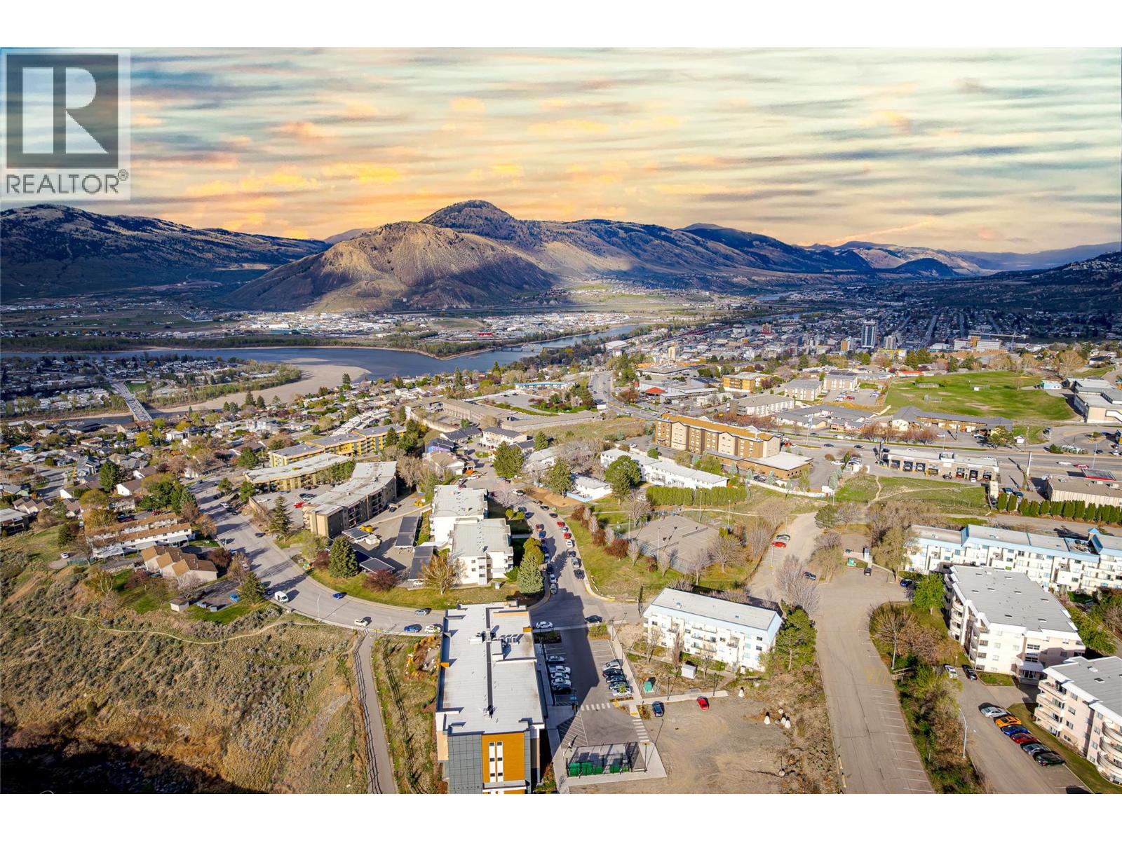 #80 665 MCBETH PLACE - 35