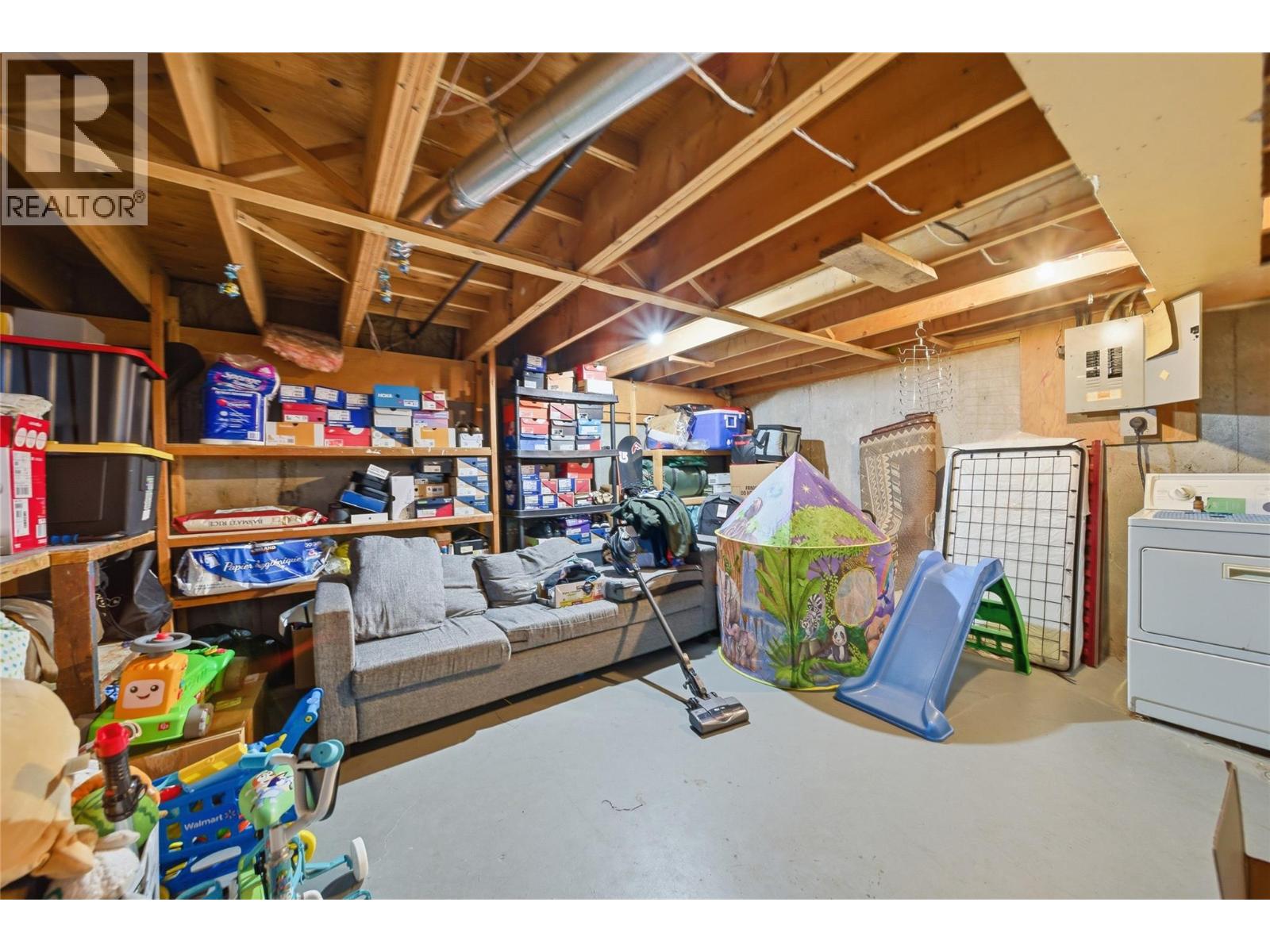 #80 665 MCBETH PLACE - 26