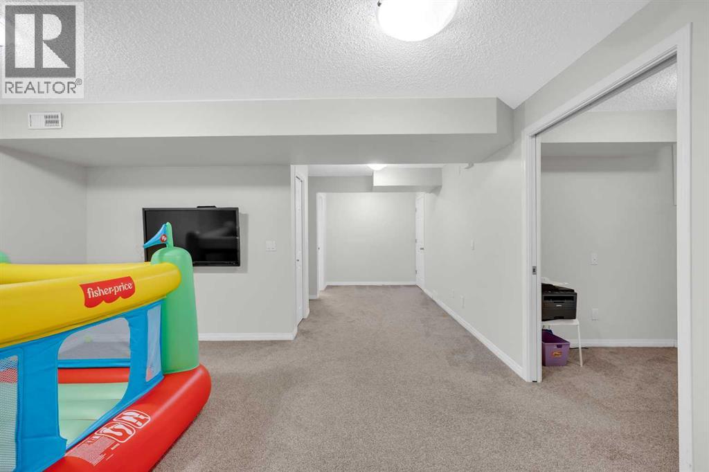 Single Family House for Sale in  Bridleridge Green SW Bridlewood Calgary 