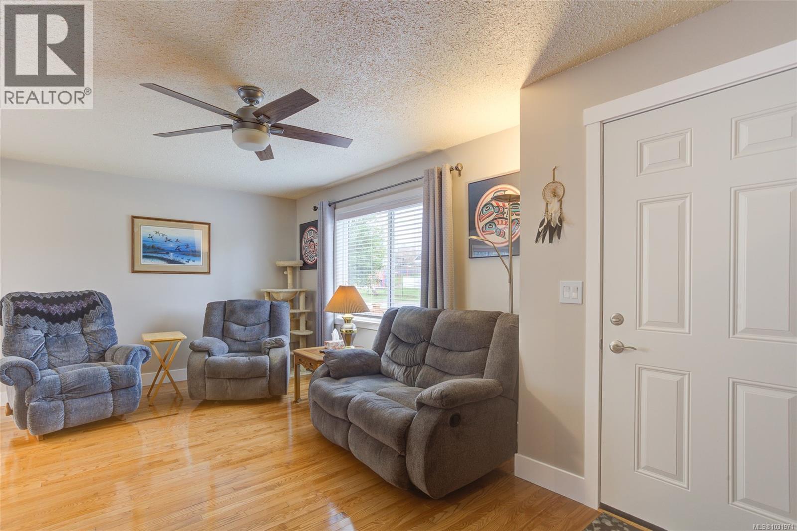 81 LARCH ST - Image 3