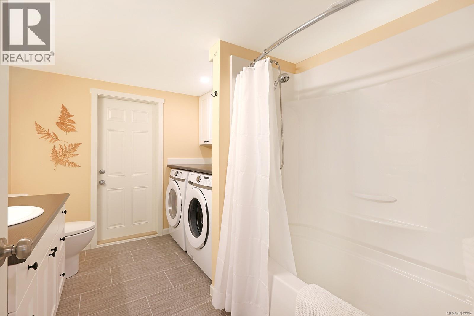 785 Jutland Terr, Courtenay