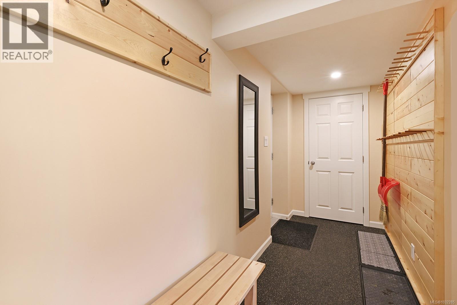 785 Jutland Terr, Courtenay