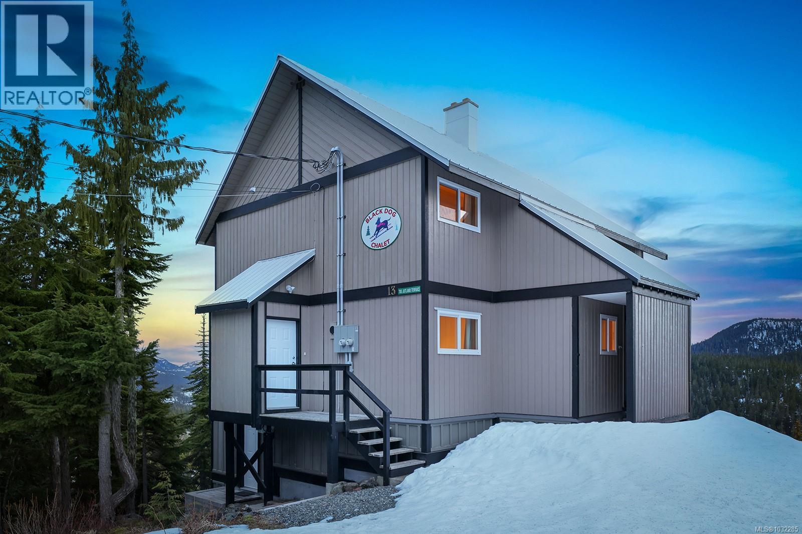 785 Jutland Terr, Courtenay