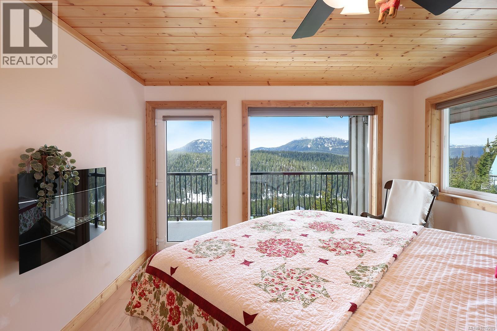 785 Jutland Terr, Courtenay