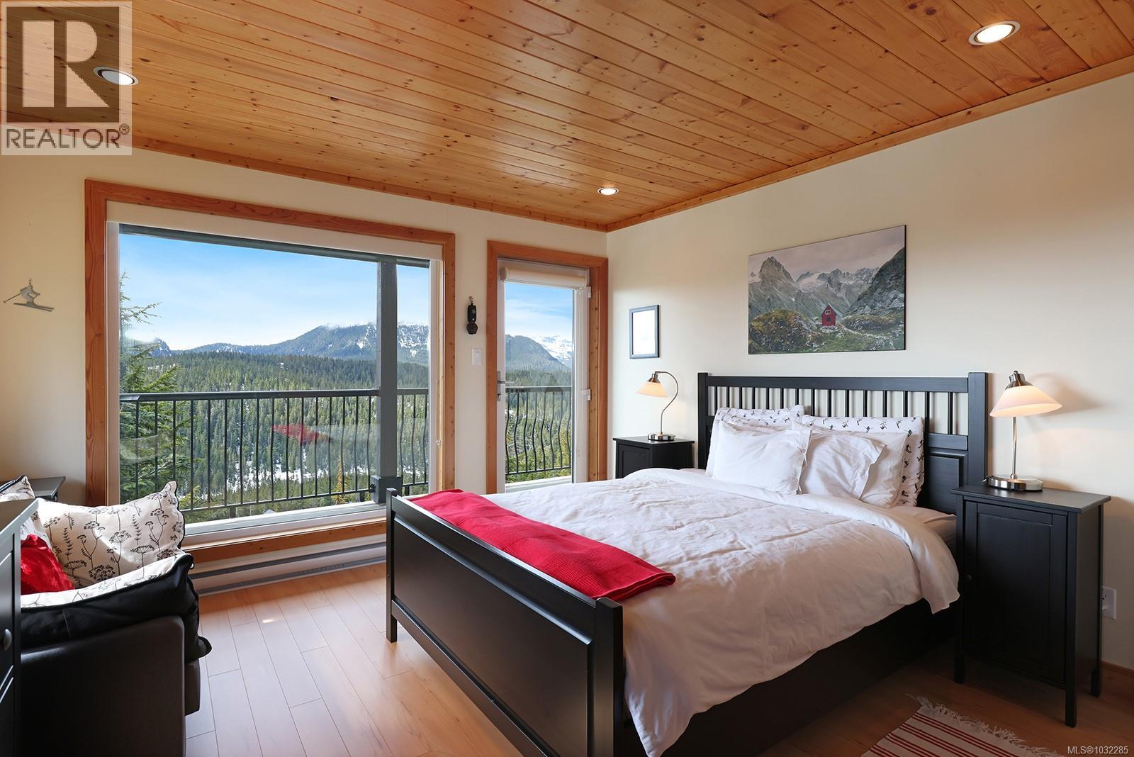 785 Jutland Terr, Courtenay