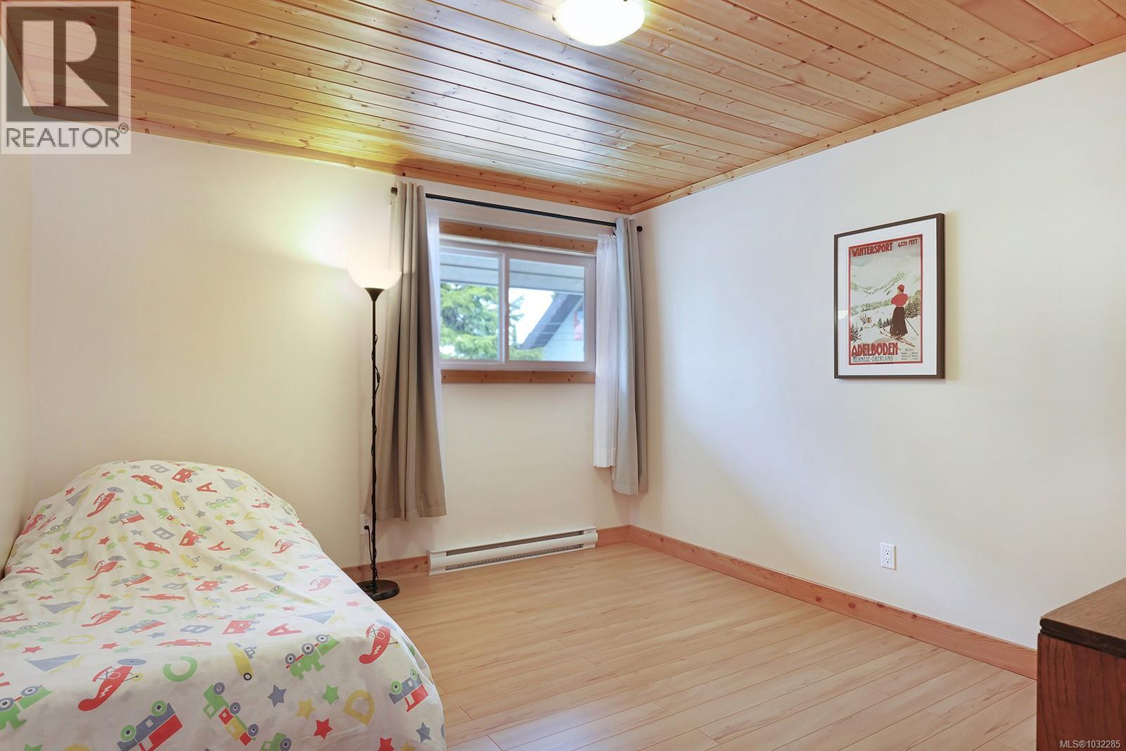 785 Jutland Terr, Courtenay