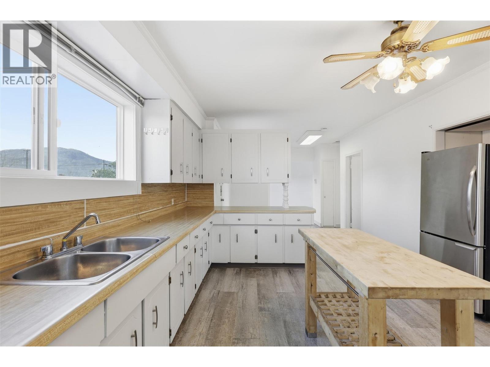 1144 SHERBROOKE AVENUE - 15