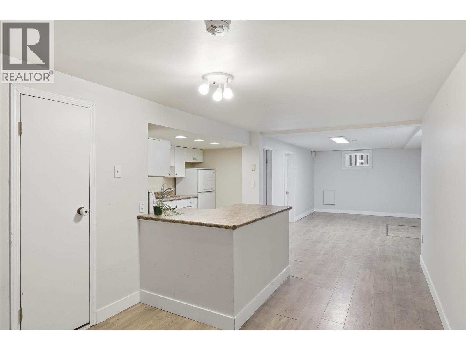 1144 SHERBROOKE AVENUE - 29