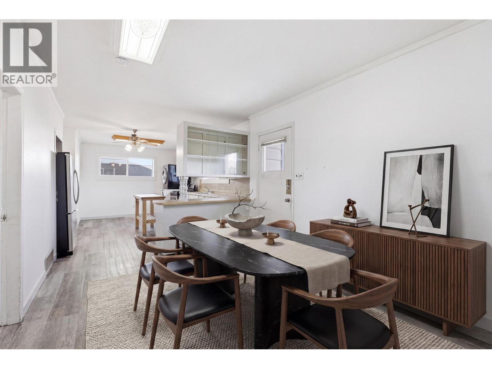 1144 SHERBROOKE AVENUE - 10