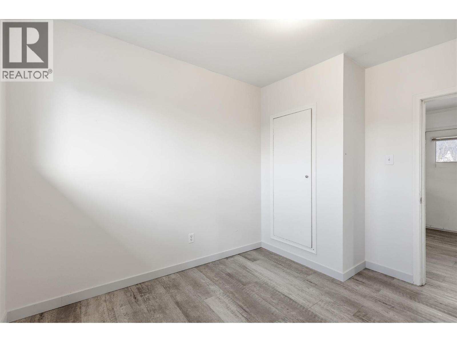 1144 SHERBROOKE AVENUE - 20