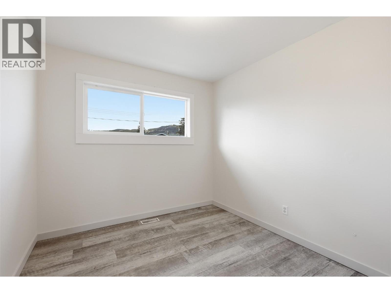 1144 SHERBROOKE AVENUE - 19